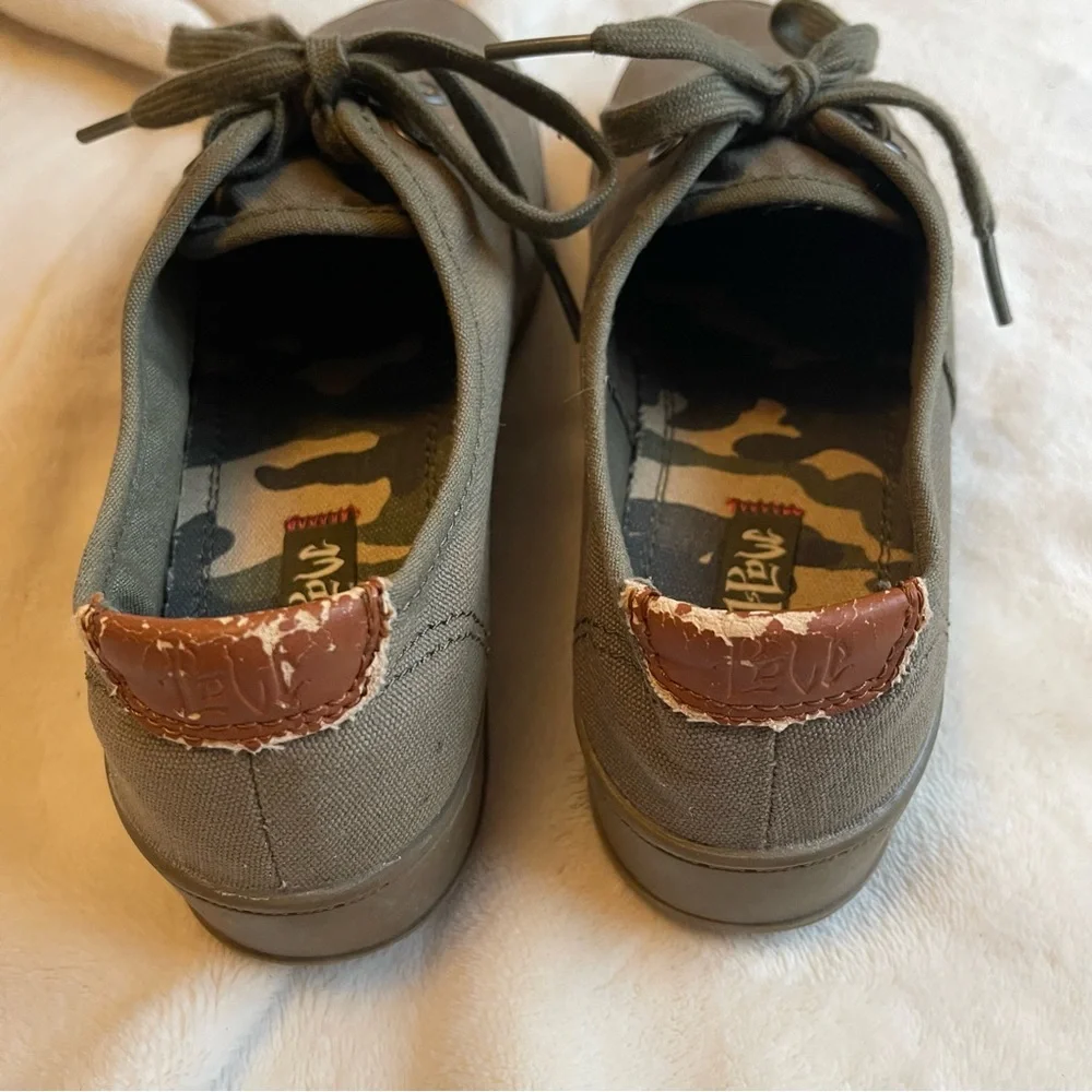 Low Top Lace Up Olive Canvas Platform Sneaker Casual Earthcore Shoes Mad Love 8